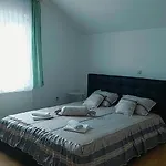 Appartamento As Na Jezeru *